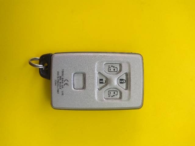 Kunci remot smart key toyota new Nav1 ORIGINAL