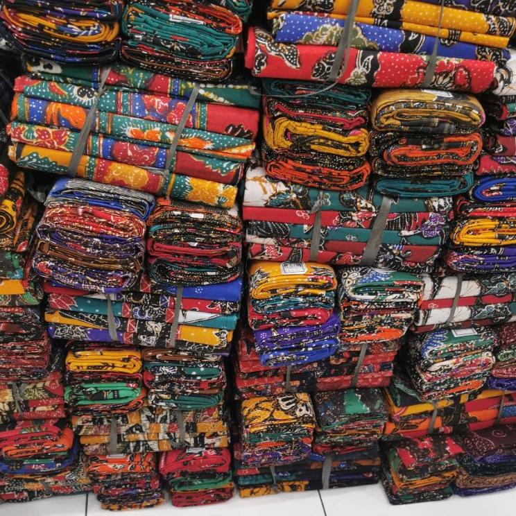 (HARGA SPESIAL) Sarung Batik wanita  SIDOEL / Sarung batik Madura