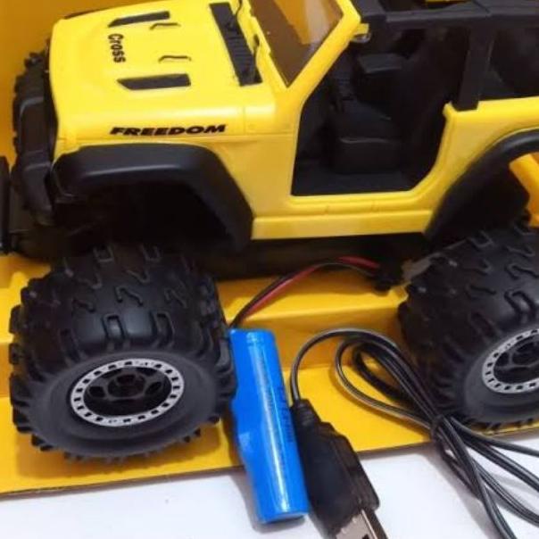 ❁ FREEDOM RC 1 :20 Mobil Remot Control JEEP Offroad Rock Crawler RC mobil rubicon ✲