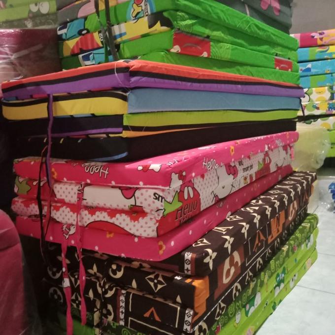 Kasur Busa Lipat Inoac 200 X 120 X 5Cm Garansi