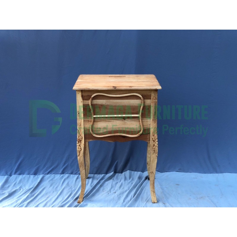 

NAKA ANGPAO VIKI KAYU MAHONI KOTAK UANG KOTAK AMPLOP PELAMINAN DEKORASI DERMAGA FURNITURE JEPARA