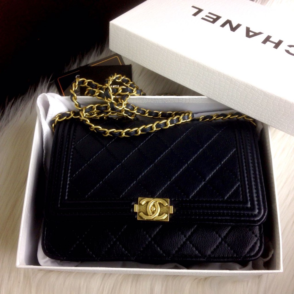 CHANEL Le Boy WOC Quilted Lambskin Bag SS18  71575-B