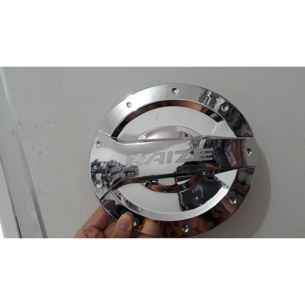 Tank Cover Tutup Bensin Mobil Raize Chrome