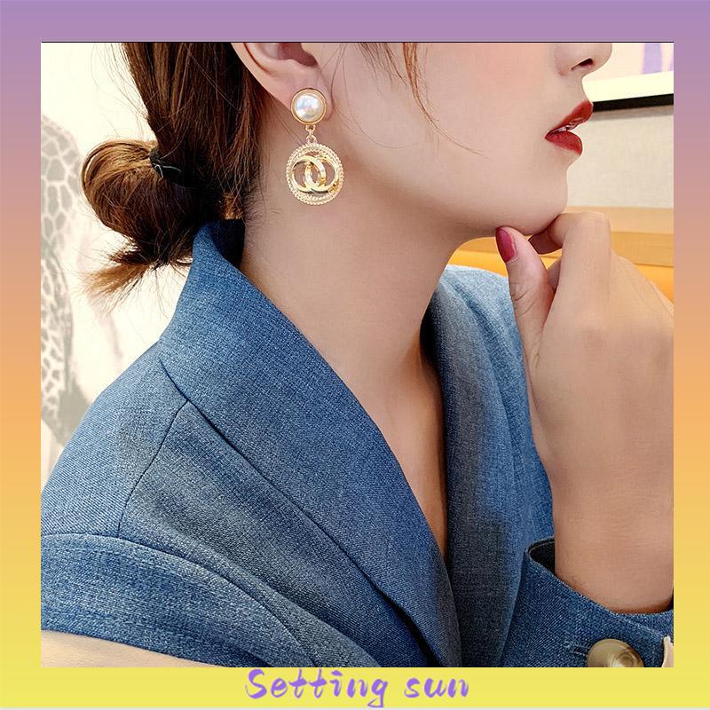 Anting-Anting Fashion Gaya Istana Anting-Anting Mutiara Anting-Anting Wanita Anting-Anting Kepribadian TN