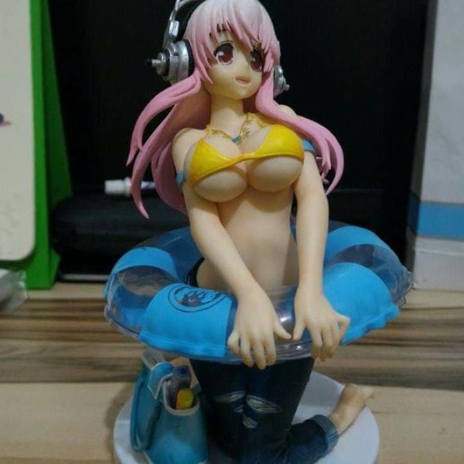 .........] Super Sonico Special Figure