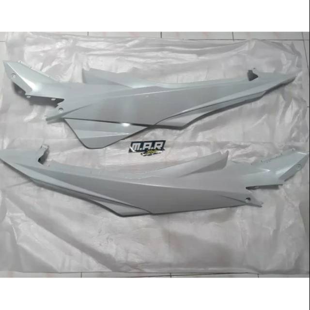 COVER BODY BELAKANG SATRIA FU FACELIFT PUTIH