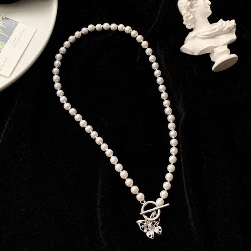 [ACKER] Korea Dongdaemun Wanita Mutiara Kalung Kupu-kupu Super Peri Temperamen Liar Kalung