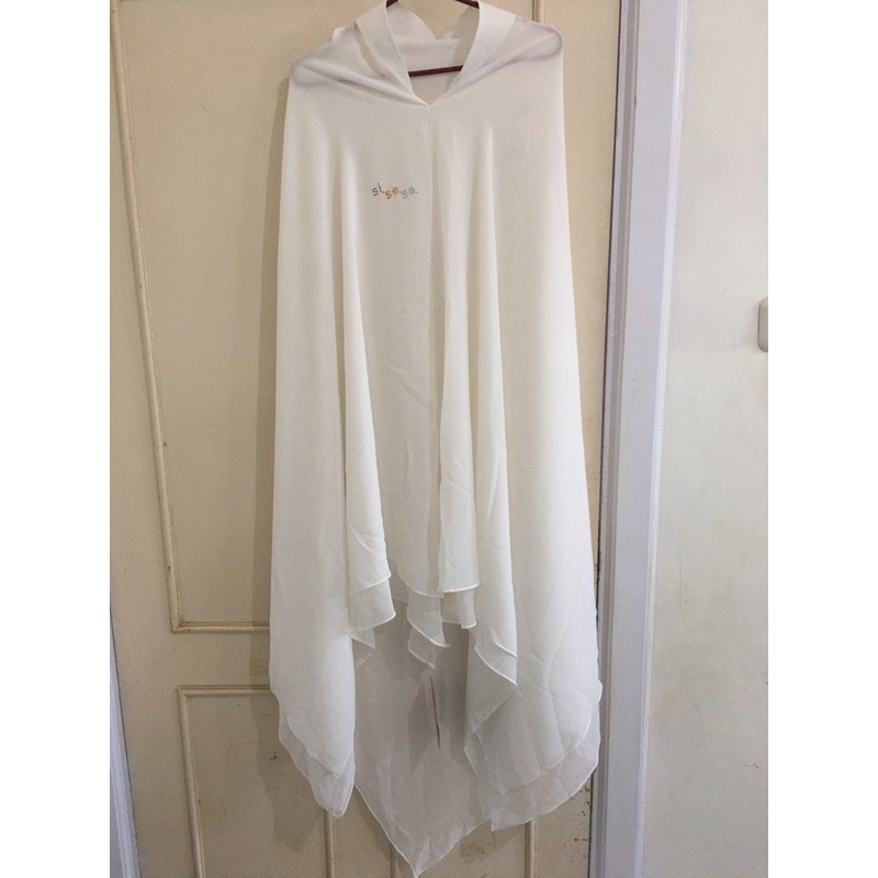 Sale New With Tag khimar Rania Sisesa Warna Putih