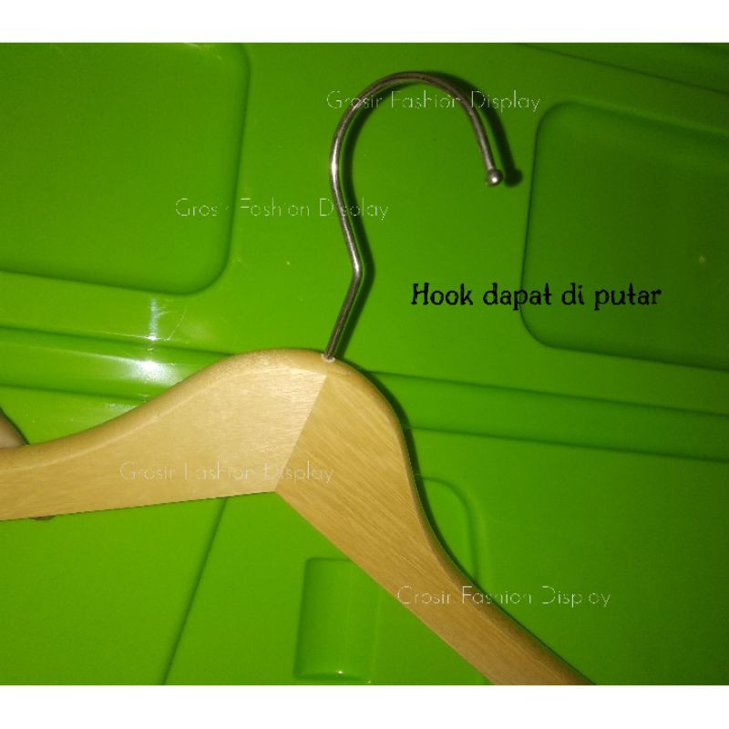 Hanger Kayu Glossy Natural Dewasa Gantungan Baju Kayu Natural Ekslusif Hanger Kayu Premium(BH)