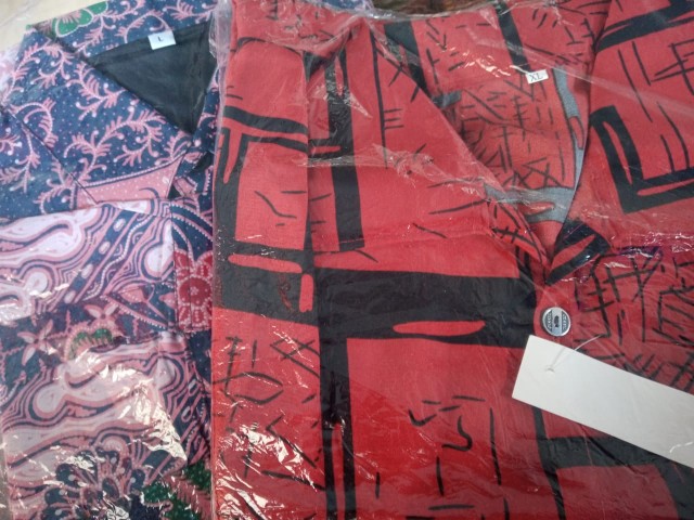 Kemeja Batik Pria Lengan Panjang Peksi Kembar Katun Cabut Halus