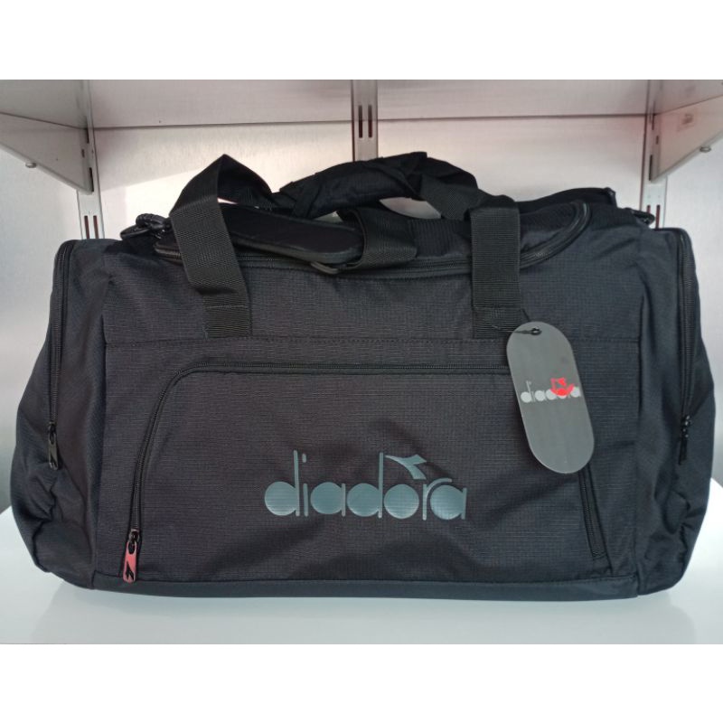 diadora gym bag