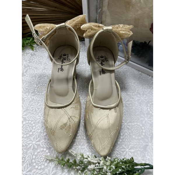 sepatu Rafaizoutfit valia model pita warna gold tinggi 7cm