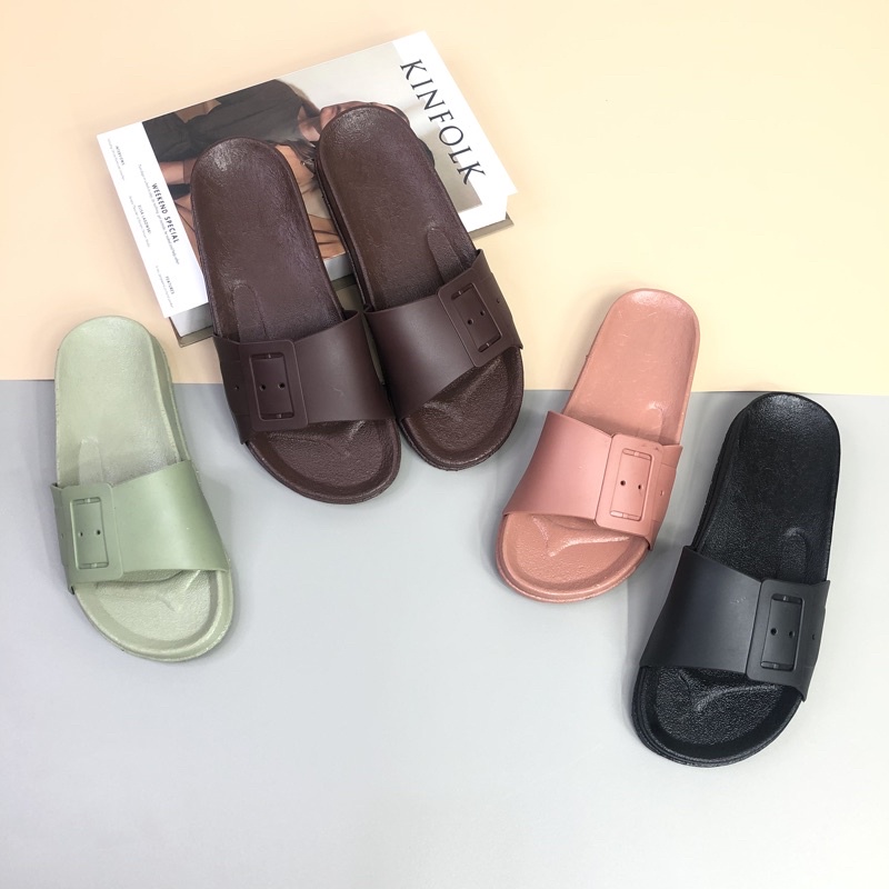 (AMANDA) SANDAL SLOP WANITA GESPER