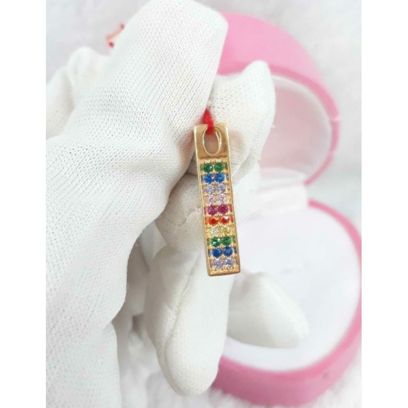 LT797E257E liontin emas asli full permata rainbow persegi panjang huruf I berat 3 kadar 70% 16k 700