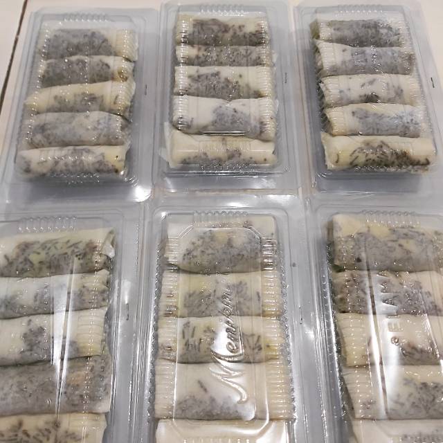 

Piscok lumer. Frozen food. (Kecil)