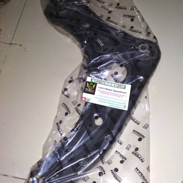 Lower Arm Assy Nissan March -LH-