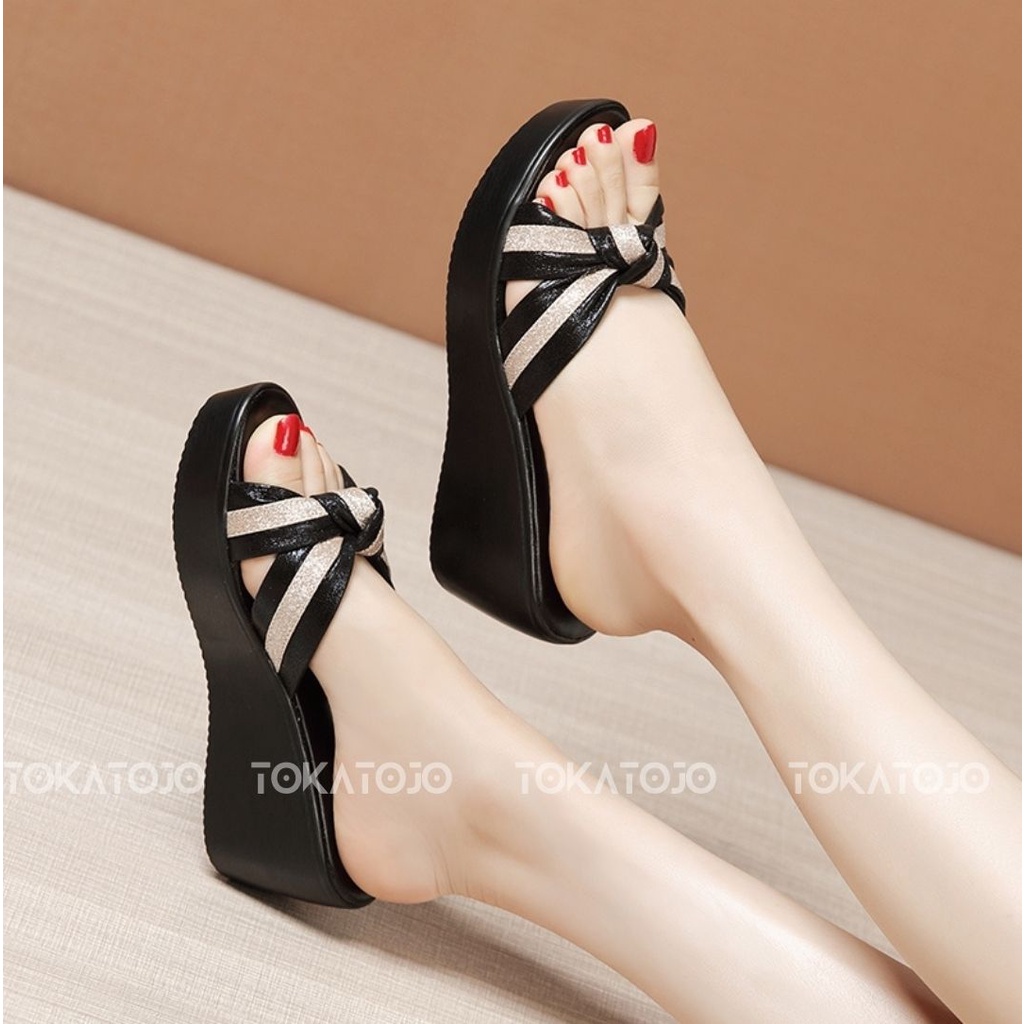 Sandal wanita kekinian 2022 terbaru Sandal wedges wanita new fashion korea 5 cm Sandal silang jambul terbaru