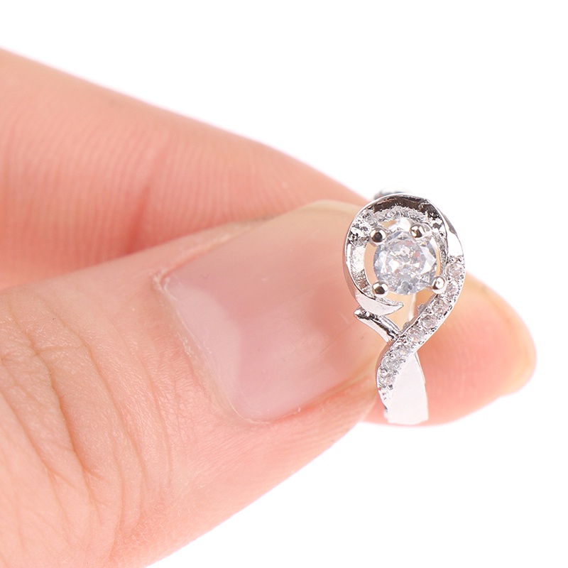 1 Pasang Anting Stud Magnetik Untuk Menurunkan Berat Badan