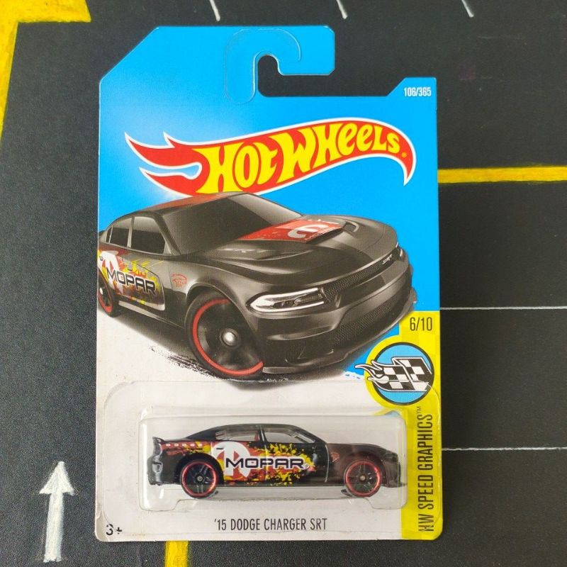 Hot Wheels '15 Dodge Charger SRT Black Mopar