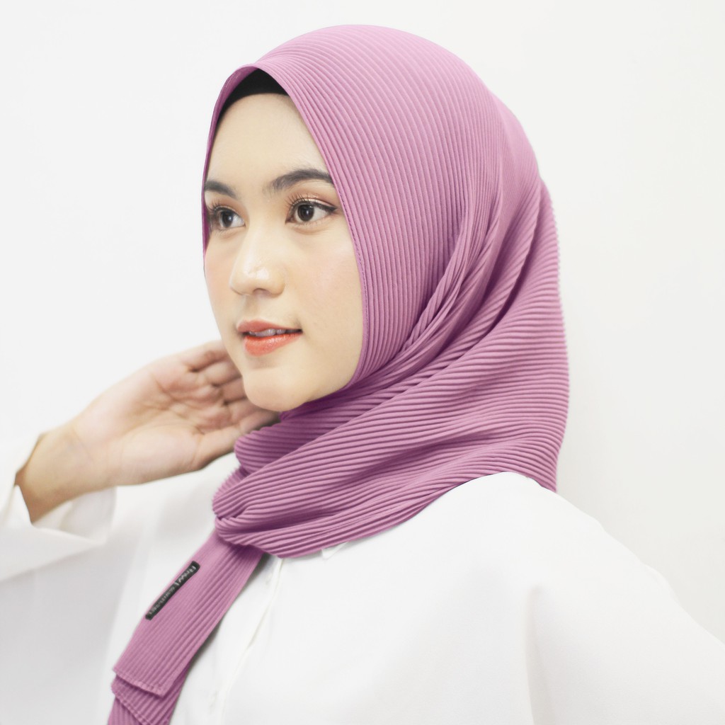 Beli 5 Gratis 1 Pashmina Plisket Cerutty Premium 180 x 75 cm-Dove