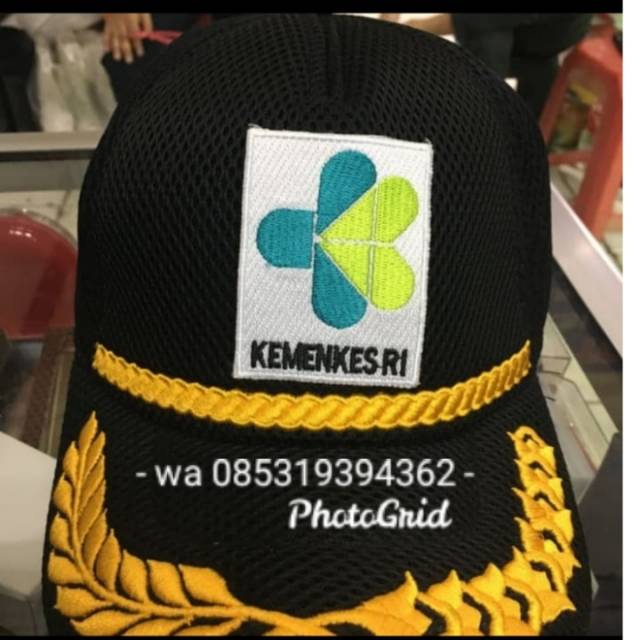 Topi kemenkes