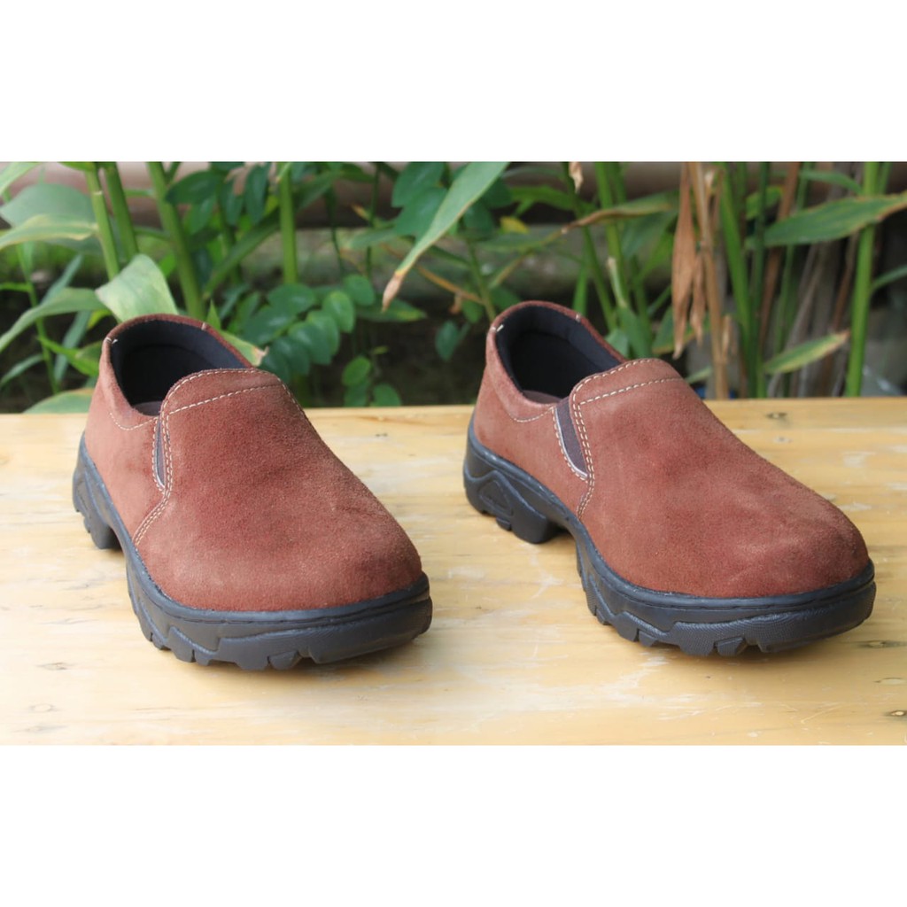 Sepatu Kulit Asli Kasual Pria Rasheda 011  Big Size