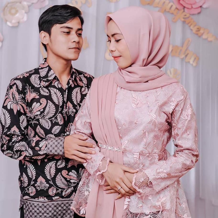 ((REKOMENDASI)) (REALPICT)ATASAN BLOUSE AMALIA SELENDANG MODERN ~ KEBAYA AURORA SELENDANG TILLE ~SET