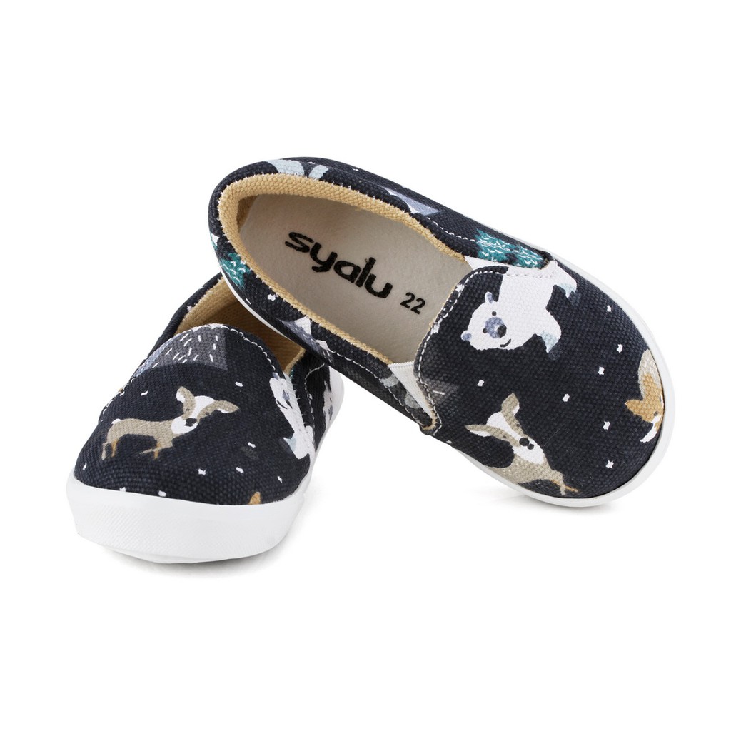 sepatu anak slip on bahan canvas motif kartun E01 Beruang