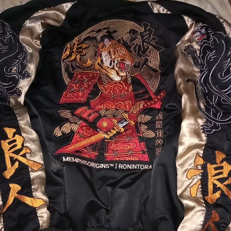 sukajan ronintora Memphisorigin