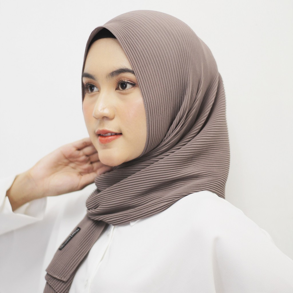 Beli 5 Gratis 1 Pashmina Plisket Cerutty Premium 180 x 75 cm-1