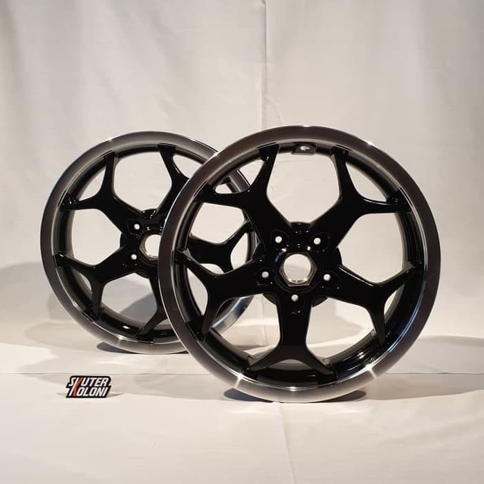 Piaggio MP3 13 inci Velg Set Black Vespa GT Series GTV GTS