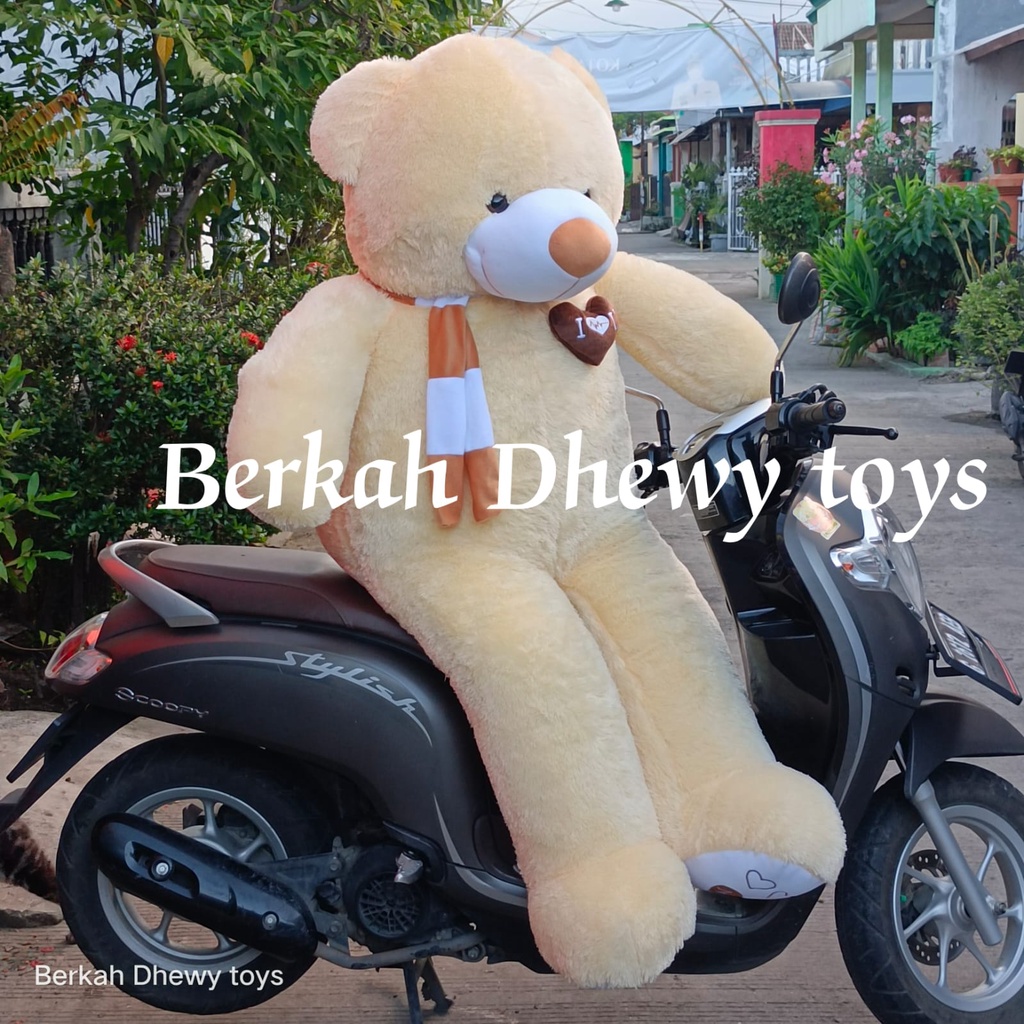 boneka teddy bear super jumbo/teddy bear ukuran jumbo/teddy bear jumbo lengkap dengan syal dan love di dada