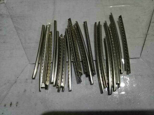 Fret grip gitar akustik elektrik baja stenlis murah diskon isi 24 pcs grip gitar ukuran jumbo/medium