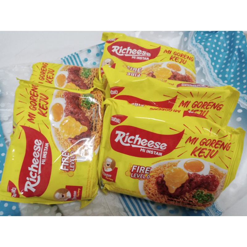 

Richeese Mie Goreng Keju