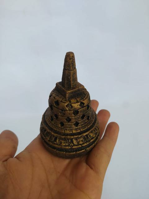 PAJANGAN MINIATUR PATUNG STUPA CANDI BOROBUDUR UKURAN MINI BAHAN FIBERGLASS - DEKORASI RUMAH