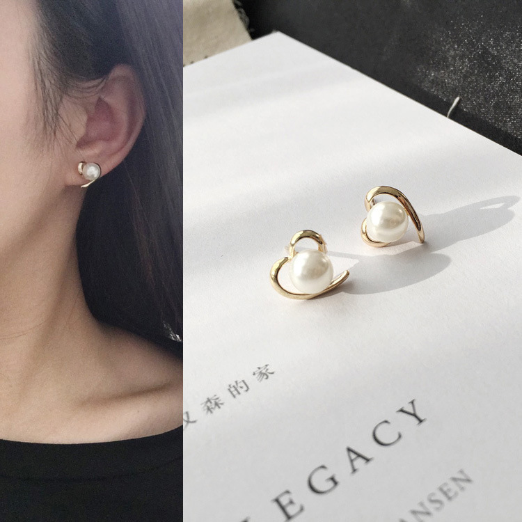 Anting Mutiara Bentuk Hati Gaya Korea Untuk Hadiah