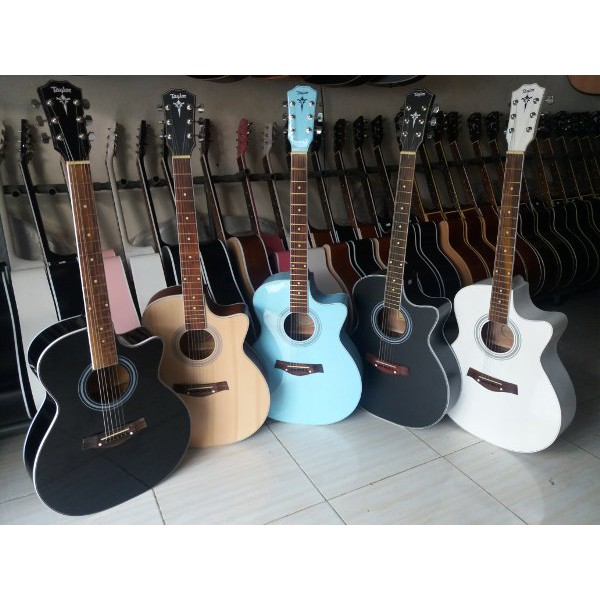 Dijual Cepat Gitar Akustik Taylor List Putih