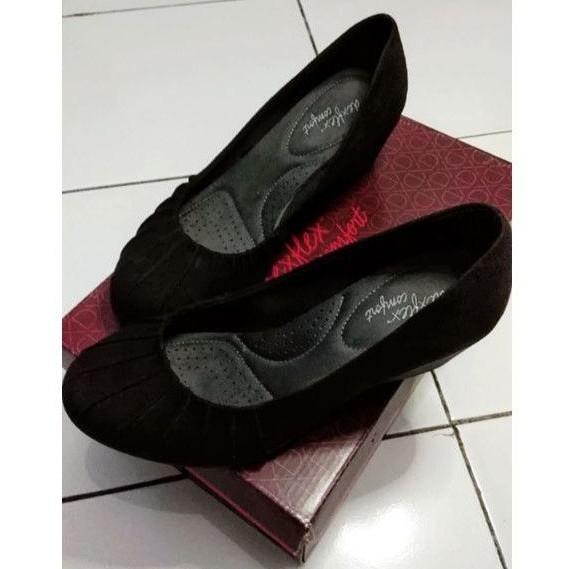 Dexflex Comfort Wedges Black Preloved Murah