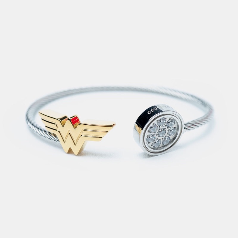 Gelang Pendant MCI Wonder Woman