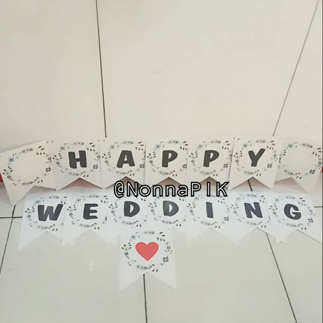 Banner Anniversary Tulisan Happy Wedding dan Bridal Shower Party