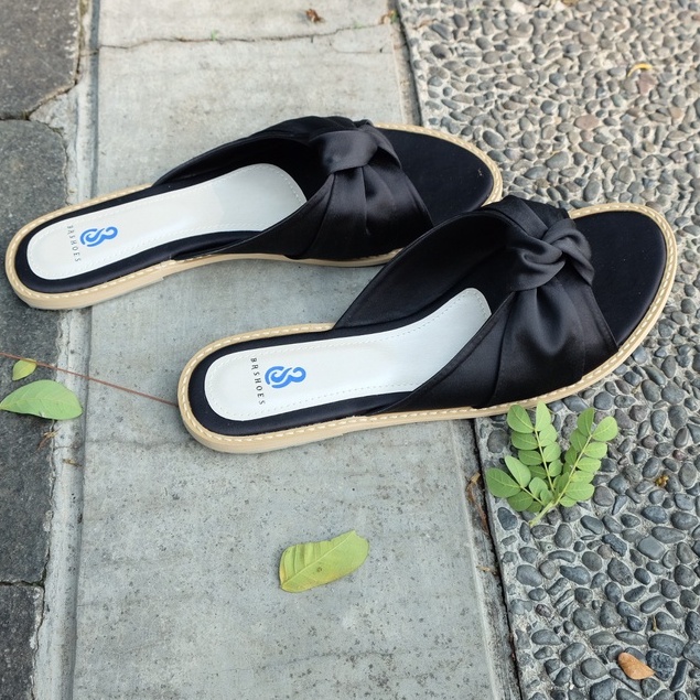 BRSHOES OLA Sandal Flat Wanita Casual Sandal Teplek