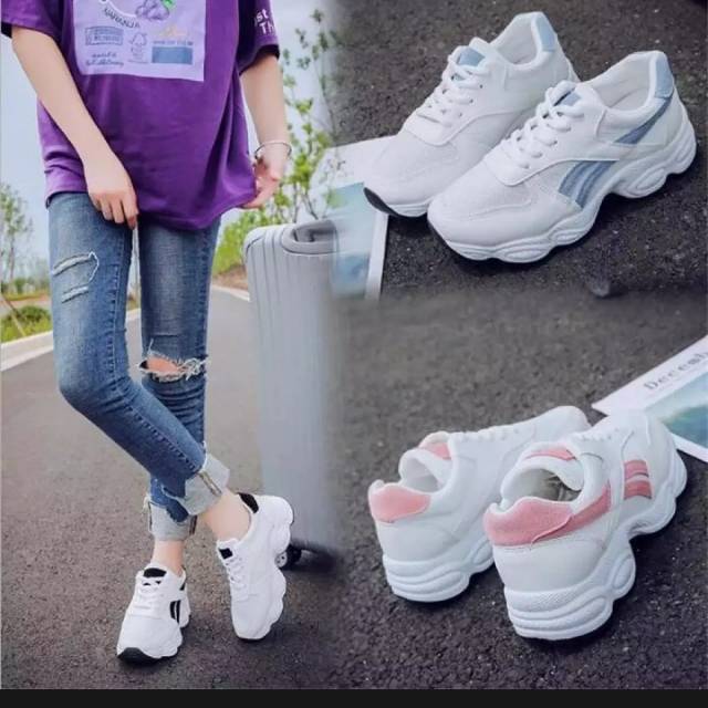 Sepatu Sneakers Tali Wanita GRT 04