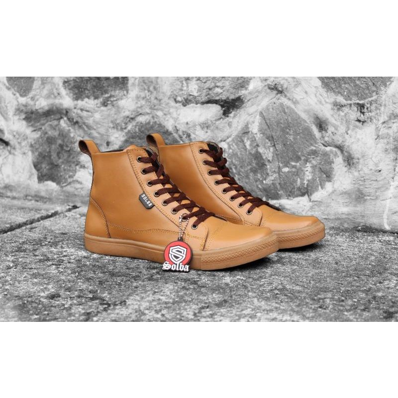 sepatu casual pria // sepatu boot kulit // sepatu pria bahan kulit asli // sepatu tali casual kulit