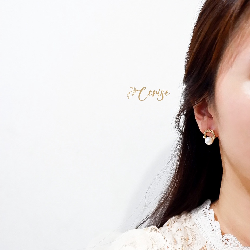 Jacquiline Earrings | Anting tusuk mutiara putih korea cantik aksesoris wanita trendy stylish