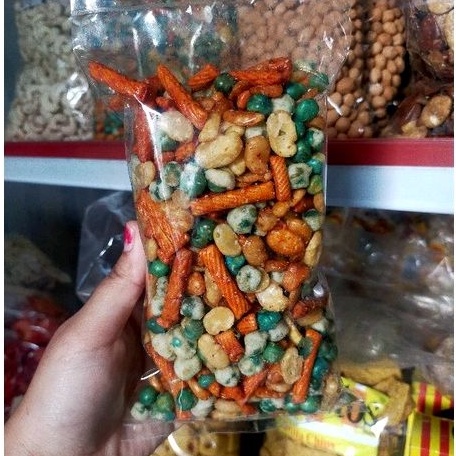 

Kacang campur/polong mix 500gr freebublewrap