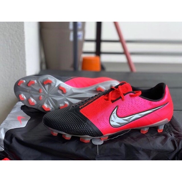 sepatu bola nike phantom venom