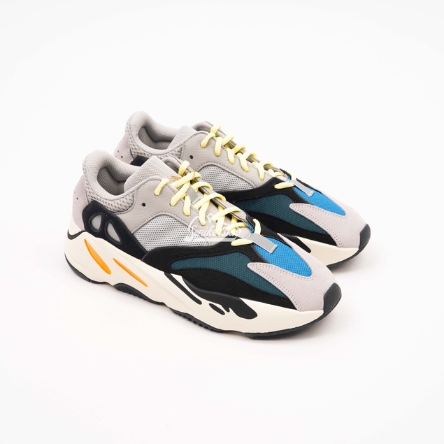 white wave runner 700