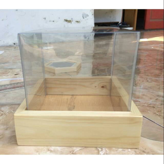 

Kotak Hantaran Persegi (sedang)