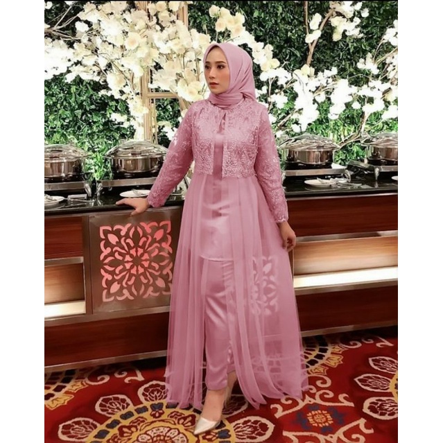 ST ATTELIER/SETELAN GAMIS BROKAT ~ GAMIS BROKAT MODERN ~ GAMIS TINGKAT BROKAT TERBARU ~ GAMIS BROKAT