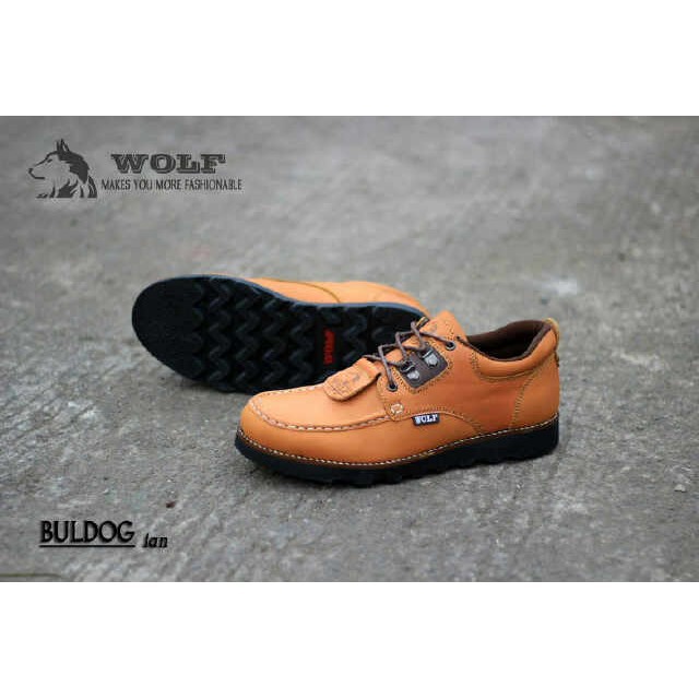 Sepatu pria casual Wolf buldog kulit ori handmade